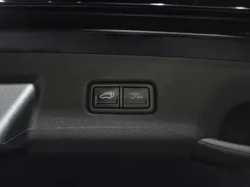 2024 Kia Carnival с пробегом 76 194 км