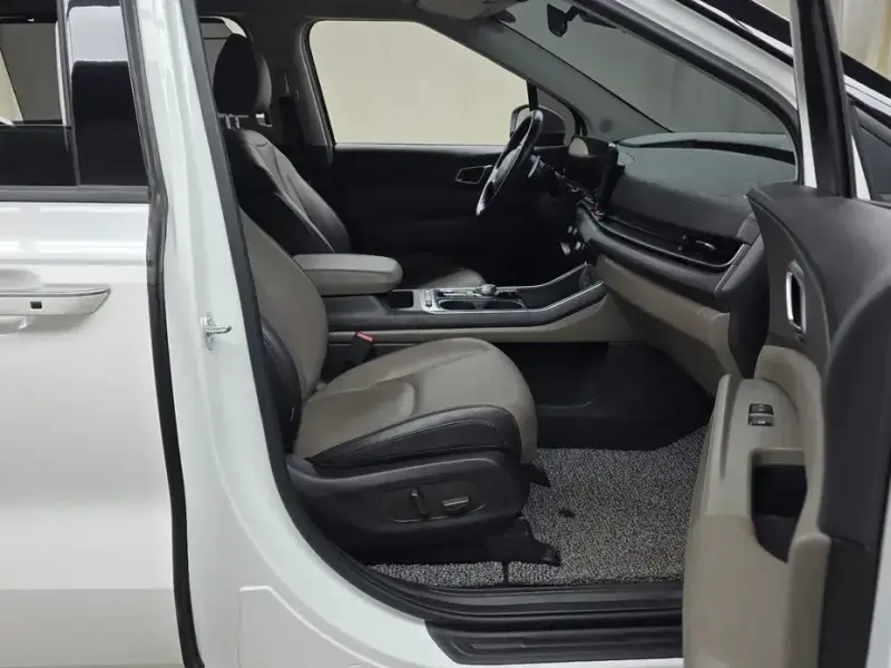 2024 Kia Carnival с пробегом 46 470 км