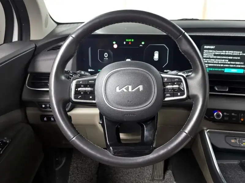 2024 Kia Carnival с пробегом 46 470 км