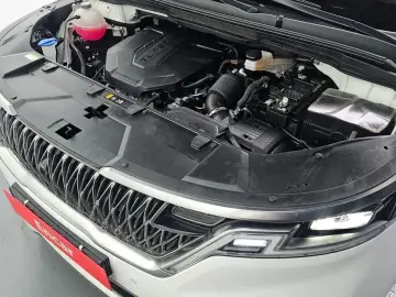 2023 Kia Carnival с пробегом 46 068 км