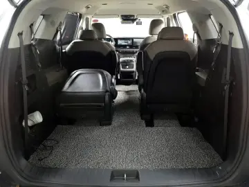 2024 Kia Carnival с пробегом 46 470 км