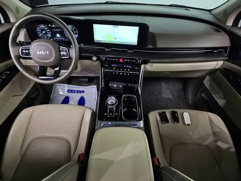 2023 Kia Carnival с пробегом 46 068 км