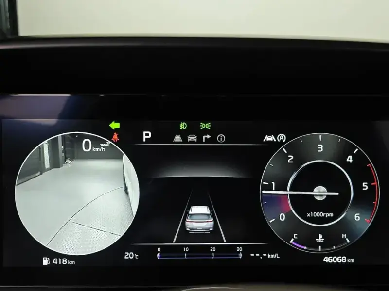 2023 Kia Carnival с пробегом 46 068 км