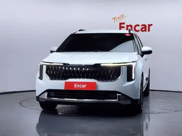 2025 Kia Carnival с пробегом 9 846 км