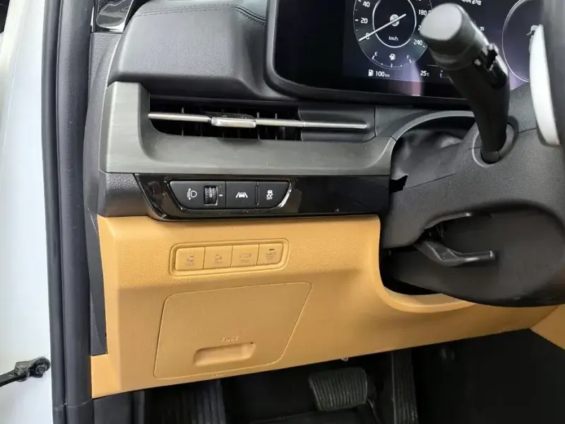 2021 Kia Carnival с пробегом 139 478 км