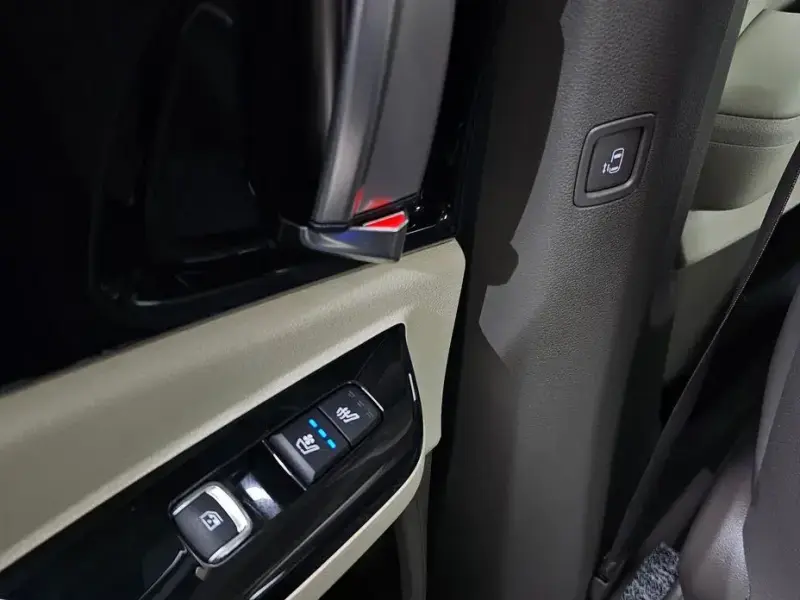 2023 Kia Carnival с пробегом 46 068 км