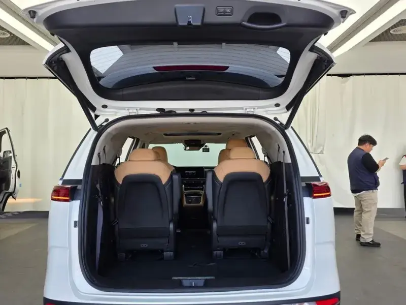 2021 Kia Carnival с пробегом 139 478 км