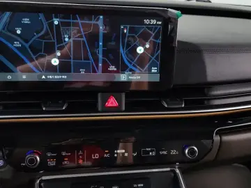 2025 Kia Carnival с пробегом 9 846 км