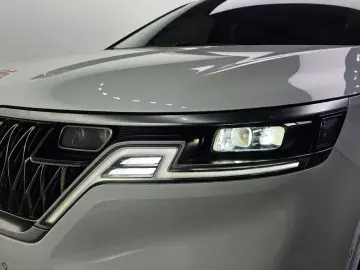 2023 Kia Carnival с пробегом 46 068 км