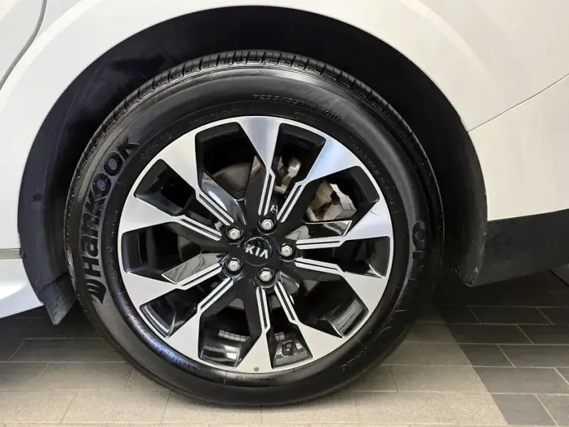 2021 Kia Carnival с пробегом 139 478 км