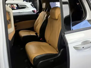2021 Kia Carnival с пробегом 139 478 км