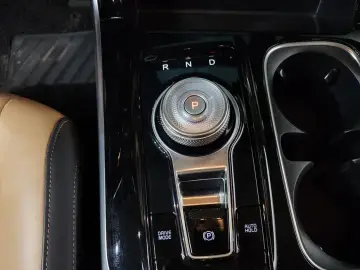 2022 Kia Carnival с пробегом 153 890 км