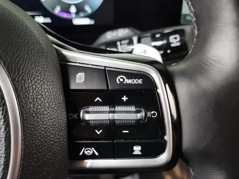 2022 Kia Carnival с пробегом 153 890 км