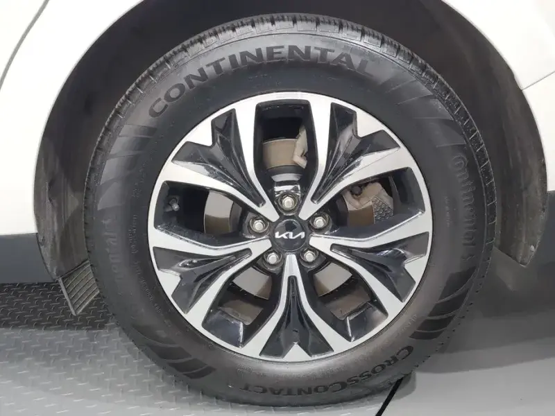 2022 Kia Carnival с пробегом 153 890 км