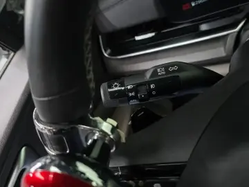 2025 Kia Carnival с пробегом 10 927 км
