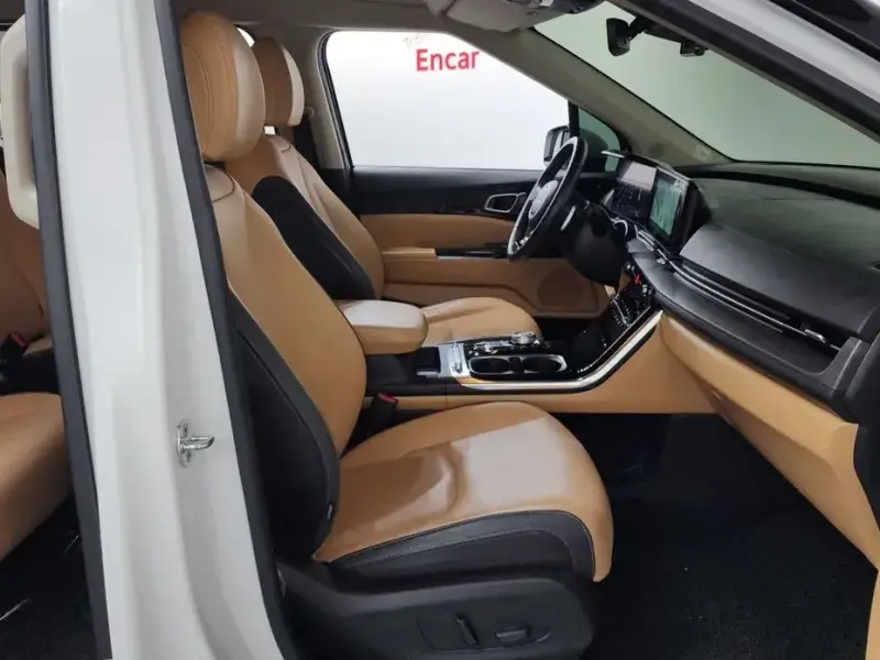 2022 Kia Carnival с пробегом 153 890 км