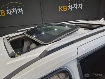2023 Kia Carnival с пробегом 14 996 км