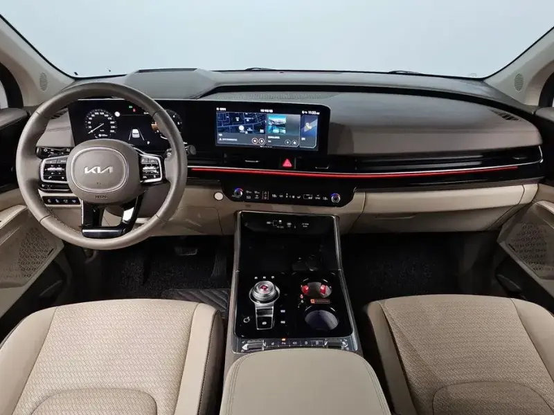 2024 Kia Carnival с пробегом 67 040 км