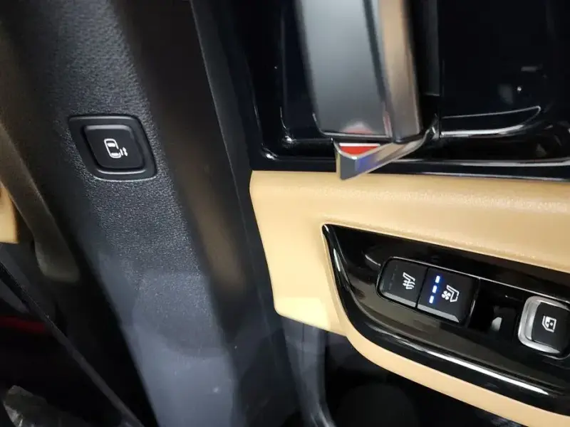2022 Kia Carnival с пробегом 153 890 км
