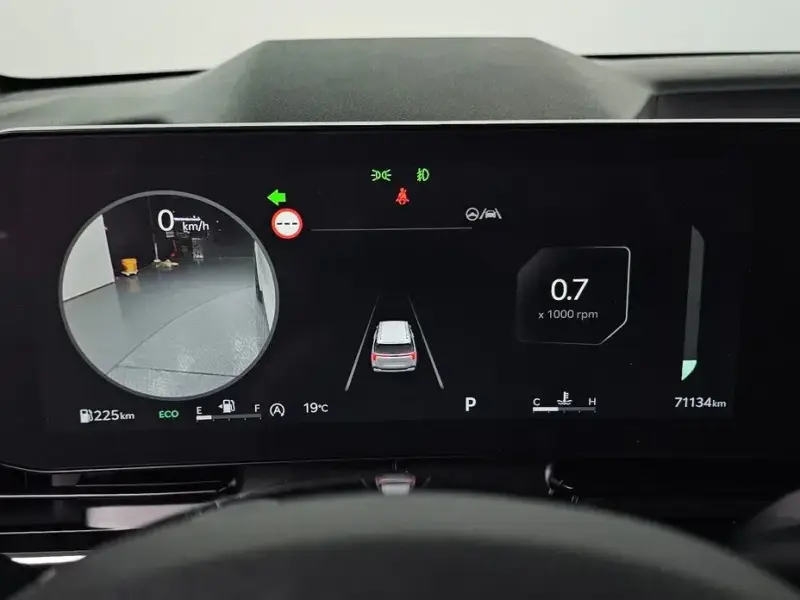 2024 Kia Carnival с пробегом 71 134 км