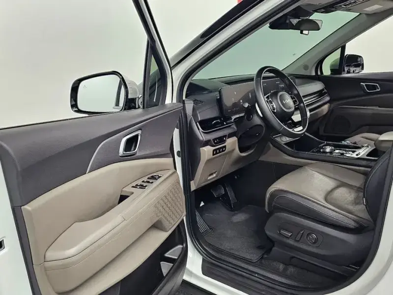 2024 Kia Carnival с пробегом 71 134 км