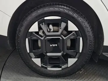 2024 Kia Carnival с пробегом 67 040 км