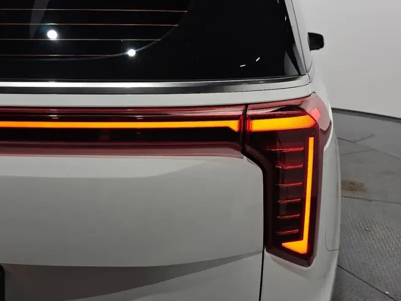 2024 Kia Carnival с пробегом 67 040 км