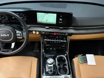 2022 Kia Carnival с пробегом 51 668 км