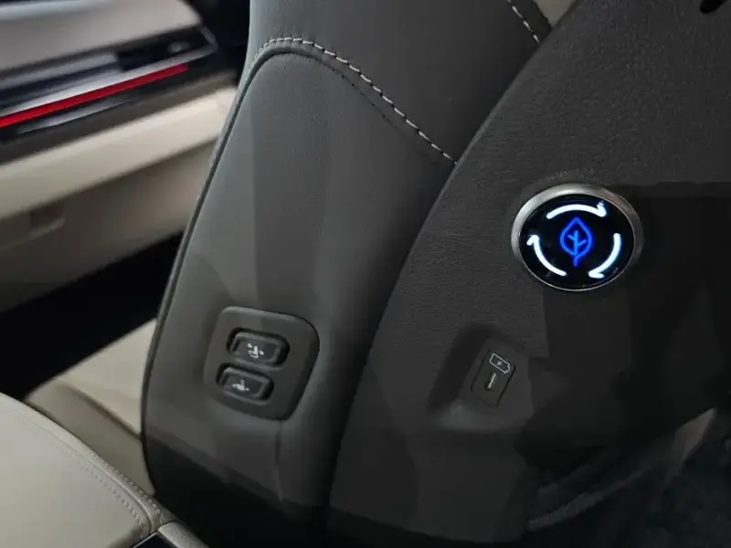 2024 Kia Carnival с пробегом 67 040 км