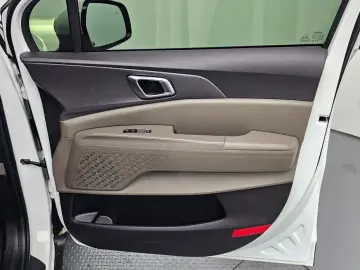 2024 Kia Carnival с пробегом 71 134 км