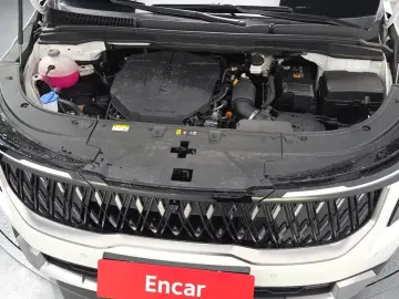 2025 Kia Carnival с пробегом 3 854 км