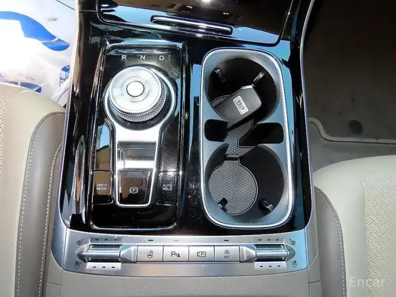 2023 Kia Carnival с пробегом 61 861 км