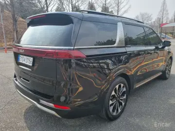 2022 Kia Carnival с пробегом 39 100 км