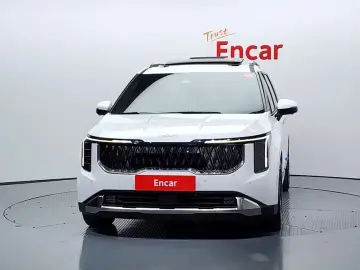 2024 Kia Carnival с пробегом 23 327 км