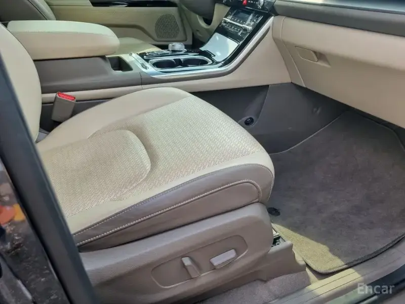 2022 Kia Carnival с пробегом 39 100 км