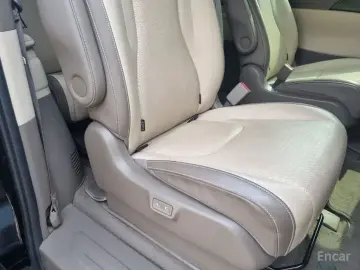 2022 Kia Carnival с пробегом 39 100 км