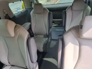 2022 Kia Carnival с пробегом 39 100 км