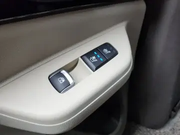2024 Kia Carnival с пробегом 23 327 км