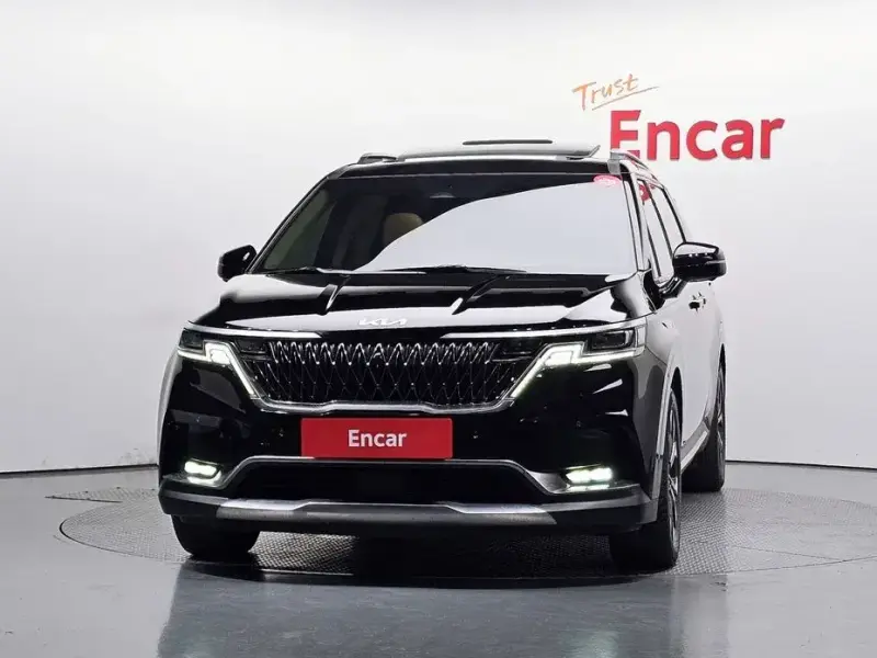 2022 Kia Carnival с пробегом 72 248 км