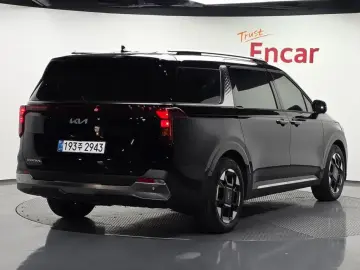 2025 Kia Carnival с пробегом 7 491 км