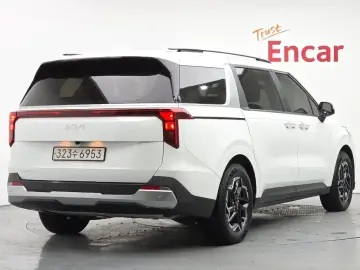 2024 Kia Carnival с пробегом 24 478 км