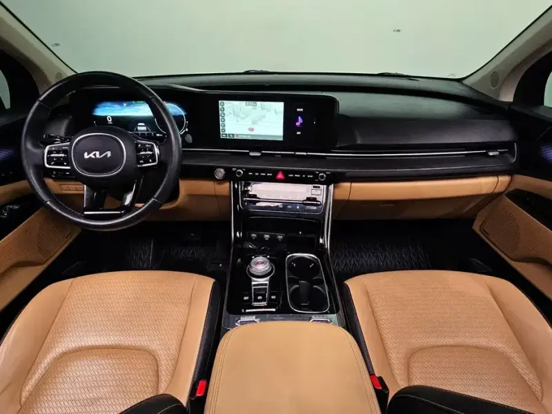 2022 Kia Carnival с пробегом 72 248 км