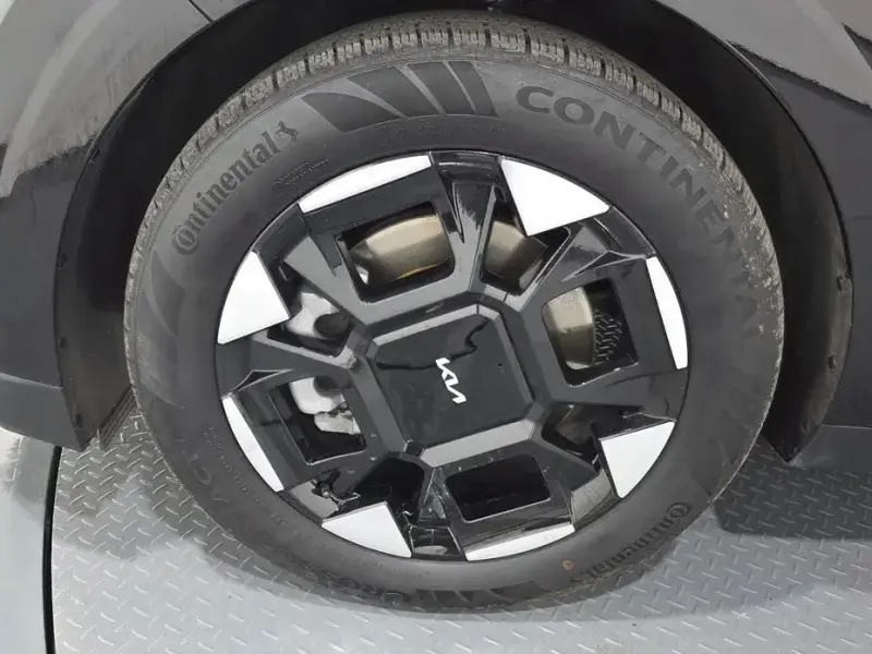 2025 Kia Carnival с пробегом 7 491 км