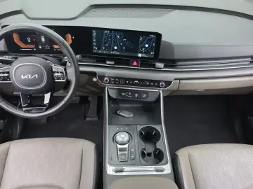 2024 Kia Carnival с пробегом 24 478 км