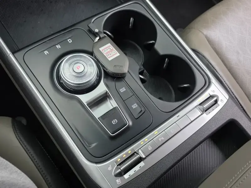 2024 Kia Carnival с пробегом 24 478 км