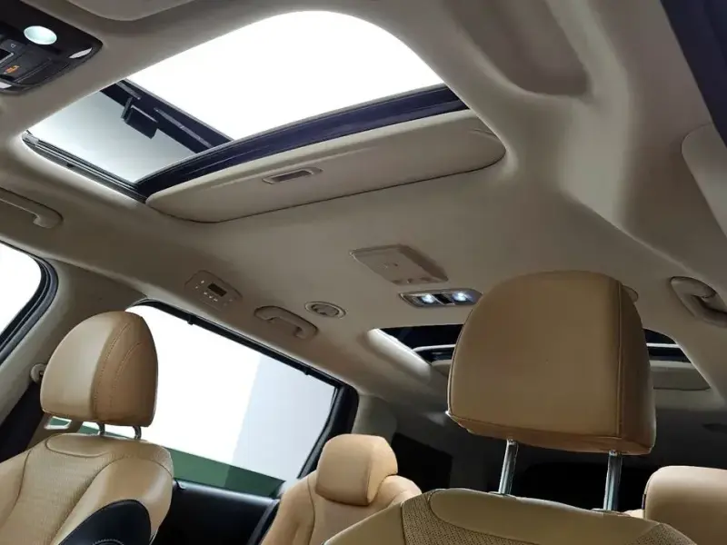 2022 Kia Carnival с пробегом 72 248 км