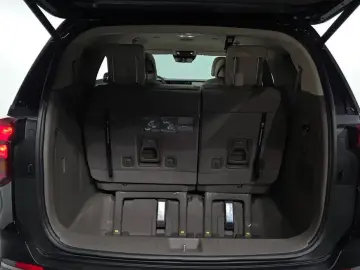 2025 Kia Carnival с пробегом 7 491 км