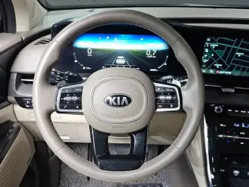 2021 Kia Carnival с пробегом 60 069 км