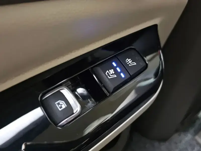 2021 Kia Carnival с пробегом 60 069 км
