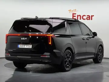 2025 Kia Carnival с пробегом 16 328 км
